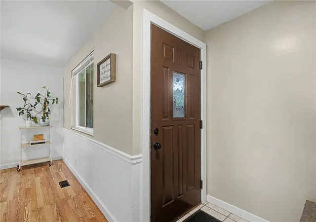 Photo 5 of Single family home for sale at 1821 Tahoe Dr, Xenia, OH 45385 | MLS# 961166 | Listing updated on 2026-08-29