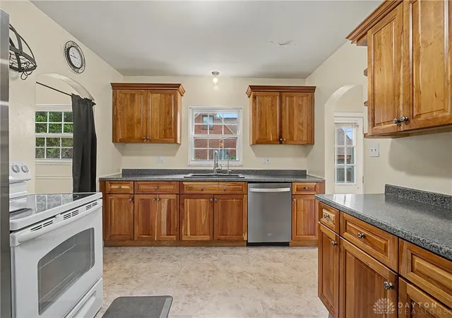 Photo 4 of Sale Pending at 3228 Shroyer Rd, Dayton, OH 45429 | MLS# 961264 | Listing updated on 2026-07-13