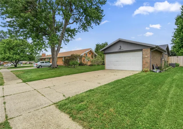 3rd image of 8136 Gibson Ave, Fairborn, OH 45324 | MLS# 961360