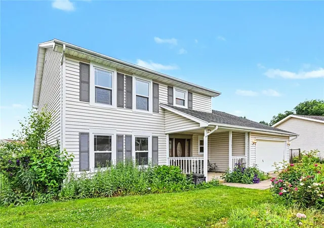 Homes for sale in Miamisburg, OH | 10060 Village Tree Ct, Miamisburg, OH 45342 | MLS# 960429