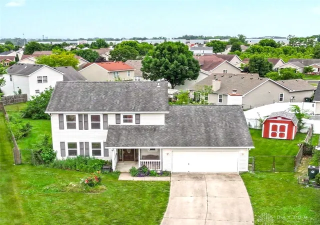Homes for sale in Miamisburg, OH | 10060 Village Tree Ct, Miamisburg, OH 45342 | MLS# 960429