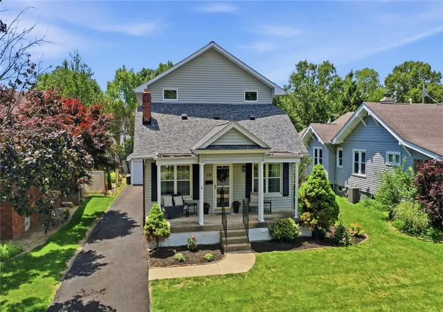 Homes for sale in Oakwood, OH | 338 Forrer Blvd, Oakwood, OH 45419 | MLS# 957653