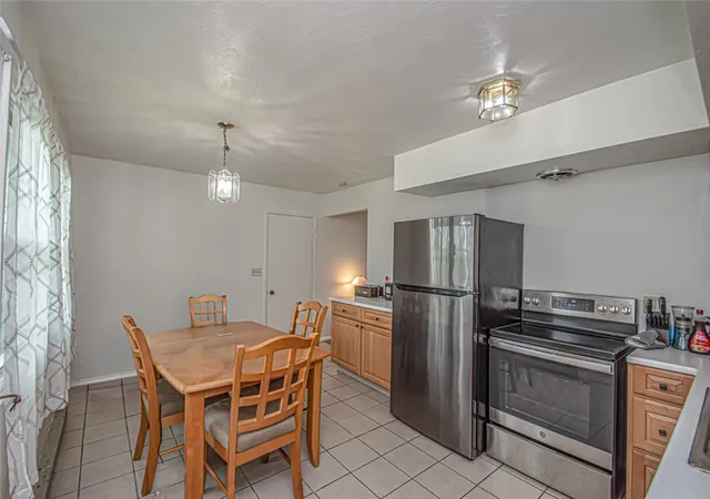 Photo 4 of Sale Pending at 824 S Maple St, Eaton, OH 45320 | MLS# 958880 | Listing updated on 2026-06-12