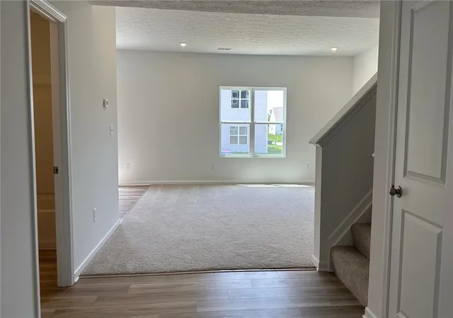 5th image of 1505 Cheyenne Ct, Piqua, OH 45356 | MLS# 961275