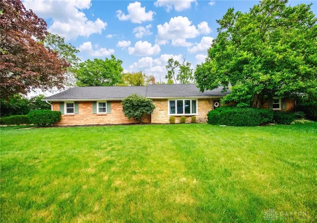 1st image of 7439 Barr Cir, Dayton, OH 45459 | MLS# 961394