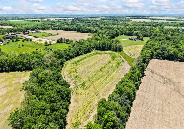 Homes for sale in Turtlecreek Twp, OH | 2125 Route 741, Turtlecreek Twp, OH 45005 | MLS# 961433
