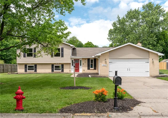 4th image of 7221 Showplace Dr, Dayton, OH 45424 | MLS# 961171