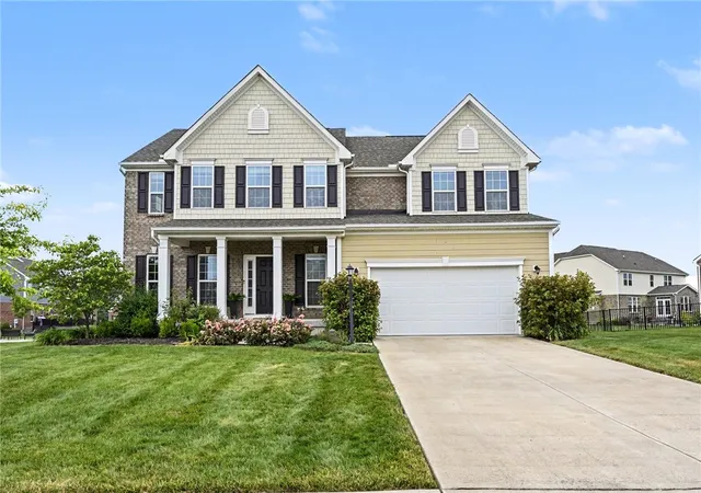 Homes for sale in Clearcreek Twp, OH | 9684 Crooked Creek Dr, Clearcreek Twp, OH 45458 | MLS# 960524