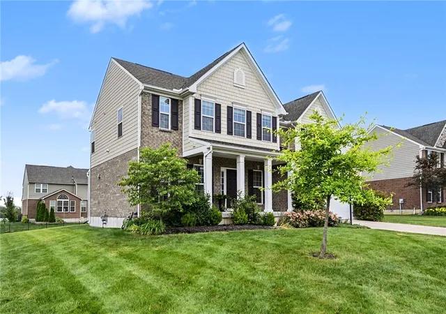 Homes for sale in Clearcreek Twp, OH | 9684 Crooked Creek Dr, Clearcreek Twp, OH 45458 | MLS# 960524
