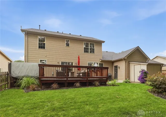 Homes for sale in Tipp City, OH | 1927 Cider Mill Wy, Tipp City, OH 45371 | MLS# 961308