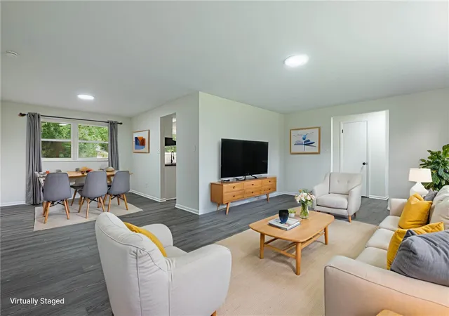 4th image of 1922 Old Coach Rd, Springfield, OH 45505 | MLS# 961195