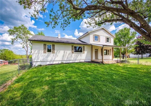Homes for sale in Madison Twp, OH | 5386 Mosiman Rd, Madison Twp, OH 45042 | MLS# 961515