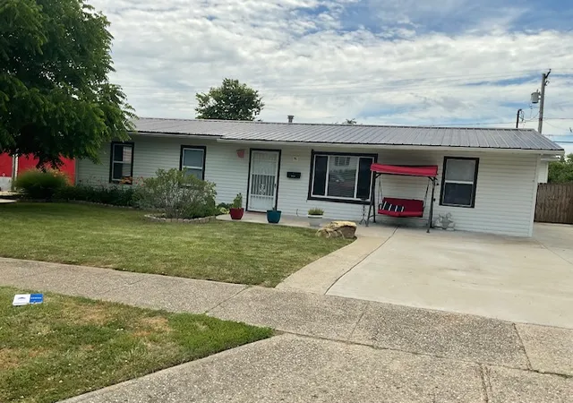 Homes for sale in New Carlisle, OH | 1649 Dale Ridge Rd, New Carlisle, OH 45344 | MLS# 961547