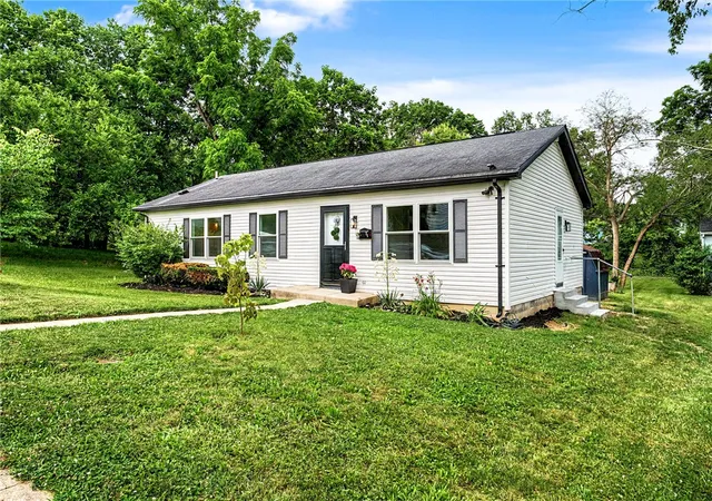 Photo 3 of Sale Pending at 71 N Alder St, Dayton, OH 45417 | MLS# 961444 | Listing updated on 2026-08-28