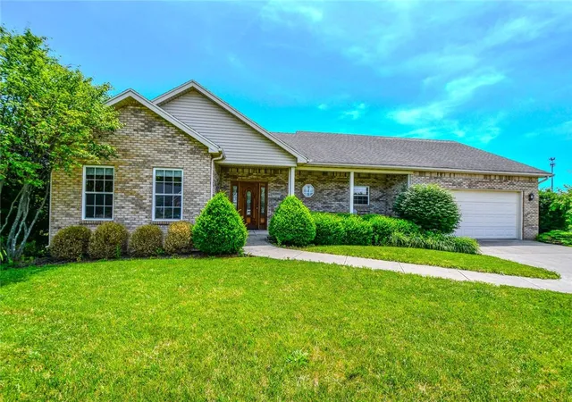 1st image of 6380 Pin Oak Ct, Dayton, OH 45424 | MLS# 960290