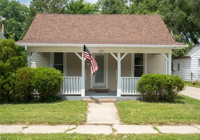 Photo 3 of Single family home for sale at 509 Ohio St, Fairborn, OH 45324 | MLS# 961495 | Listing updated on 2026-06-13