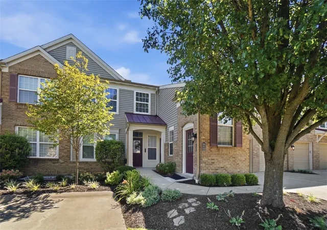 2nd image of 7462 Bridge Point Dr, Cincinnati, OH 45248 | MLS# 961519
