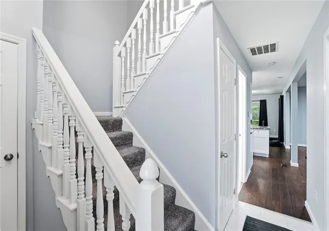 5th image of 2192 Kyle Ln, Fairborn, OH 45324 | MLS# 961345