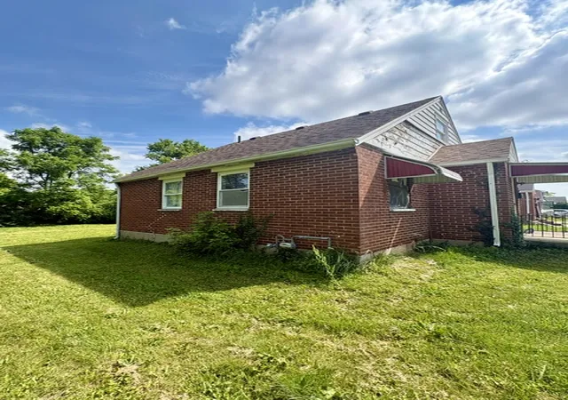 Homes for sale in Dayton, OH | 4113 W 2nd St, Dayton, OH 45417 | MLS# 961615