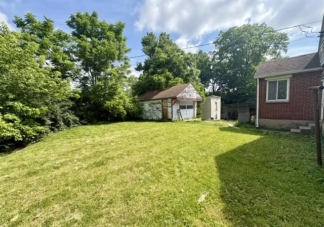 Homes for sale in Dayton, OH | 4113 W 2nd St, Dayton, OH 45417 | MLS# 961615