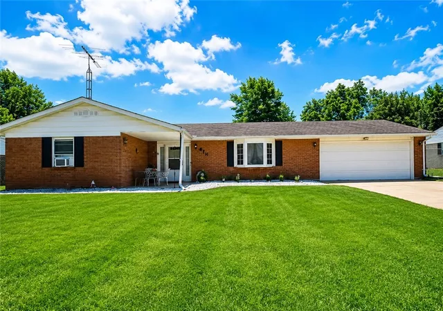 Homes for sale in Eaton, OH | 413 Little League Dr, Eaton, OH 45320 | MLS# 961644