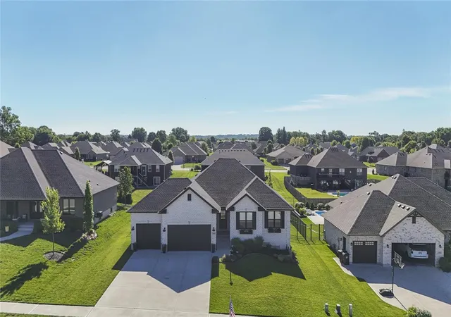 Homes for sale in Carlisle, OH | 139 Wolf Creek Ct, Carlisle, OH 45005 | MLS# 961650