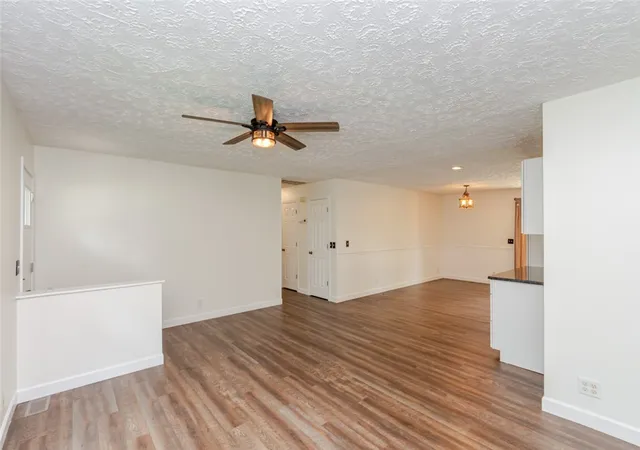 3rd image of 20 Timberwood Ln, Springboro, OH 45066 | MLS# 961248