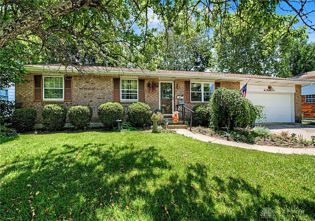 2nd image of 692 W Truesdell St, Wilmington, OH 45177 | MLS# 961464
