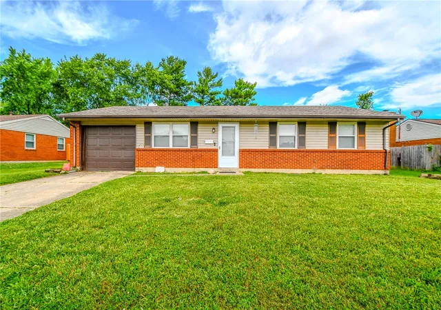 3rd image of 741 Homeway Dr, New Lebanon, OH 45345 | MLS# 961614