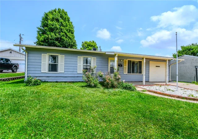 Homes for sale in New Carlisle, OH | 814 Bellows Dr, New Carlisle, OH 45344 | MLS# 961658