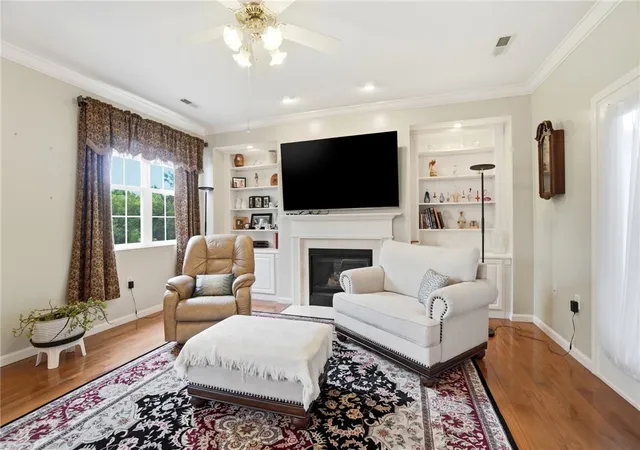 Listing Photo 3 - Condo for sale in building located at 3043 Willowbrook Wy, Dayton, OH 45431