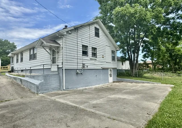 Photo 3 of Sale Pending at 500 Mia Ave, Dayton, OH 45417 | MLS# 961654 | Listing updated on 2026-07-18