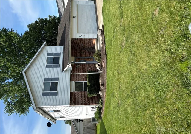 Homes for sale in Springboro, OH | 83 Elkins Ln, Springboro, OH 45066 | MLS# 961736