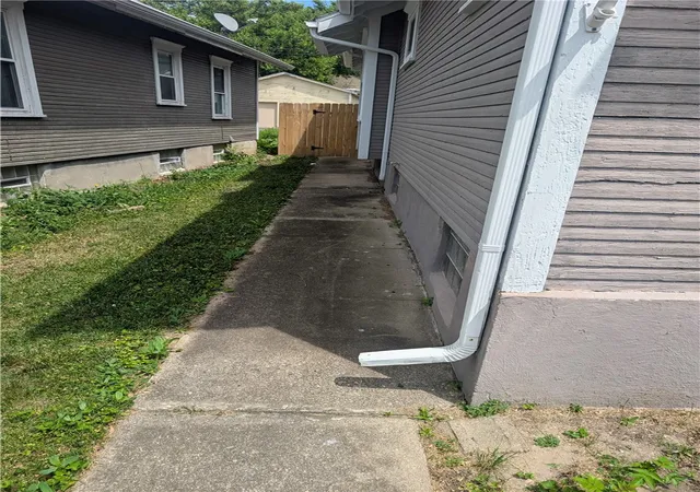 Photo 2 of Single family home for sale at 164 Oaklawn Ave, Dayton, OH 45410 | MLS# 961761 | Listing updated on 2026-07-29