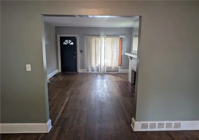 Photo 4 of Single family home for sale at 164 Oaklawn Ave, Dayton, OH 45410 | MLS# 961761 | Listing updated on 2026-07-29