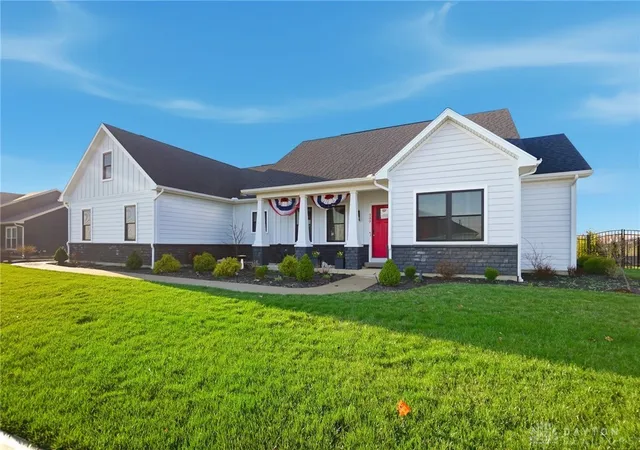 Homes for sale in Arcanum, OH | 200 E Woodside Dr, Arcanum, OH 45304 | MLS# 961803