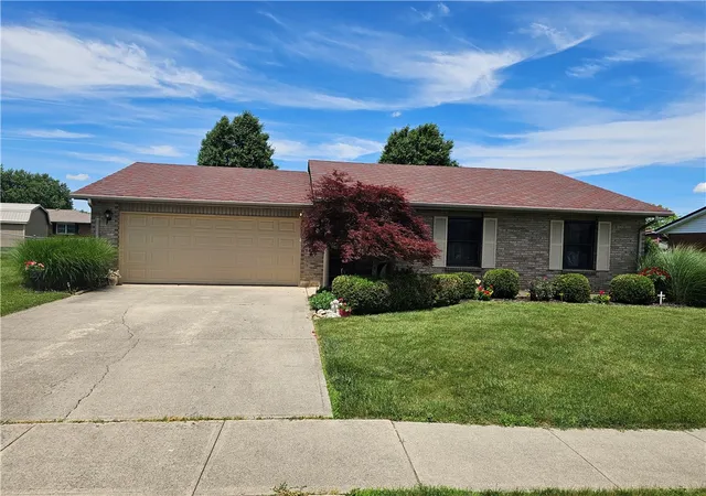 Homes for sale in Eaton, OH | 428 Buckeye Dr, Eaton, OH 45320 | MLS# 961815