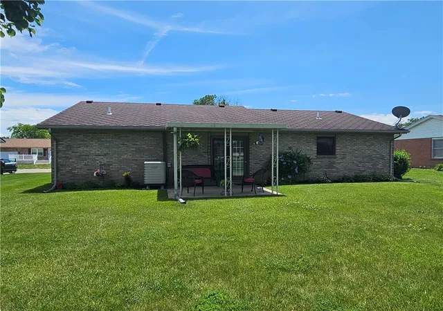 Homes for sale in Eaton, OH | 428 Buckeye Dr, Eaton, OH 45320 | MLS# 961815