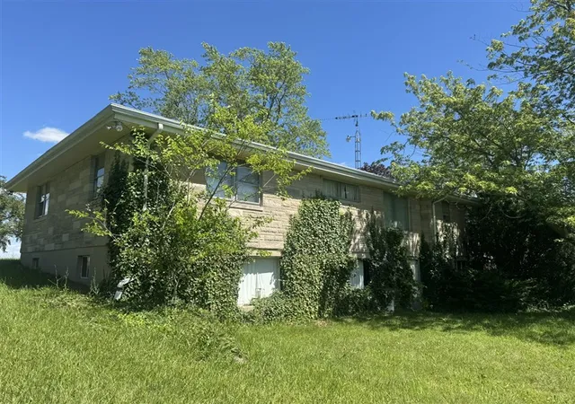 Photo 4 of Sale Pending at IN | 10528 North State Road 227,IN 47341 | MLS# 961868 | Listing updated on 2026-10-05