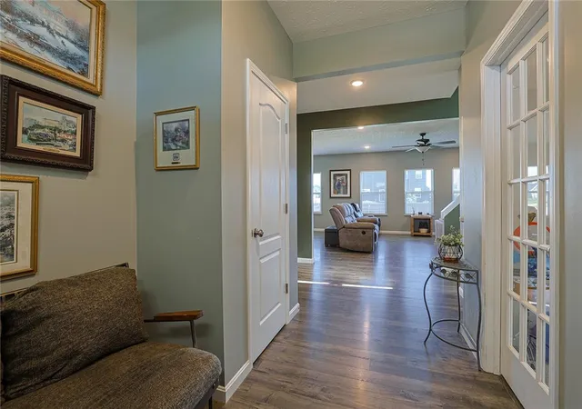 Photo 4 of Single family home for sale at 1502 Knightsbridge Ct, Carlisle, OH 45005 | MLS# 961840 | Listing updated on 2026-08-27