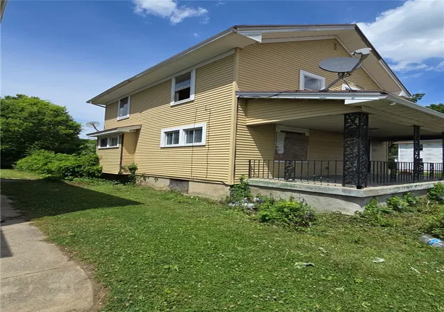 Homes for sale in Dayton, OH | 1421 Edison St, Dayton, OH 45417 | MLS# 961913