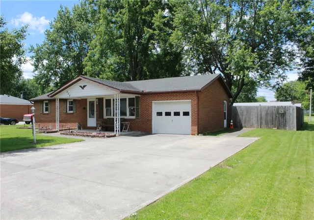 Homes for sale in Ansonia, OH | 404 Winbigler St, Ansonia, OH 45303 | MLS# 961760