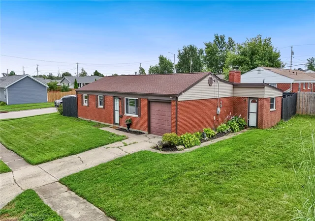 Photo 3 of Sale Pending at 257 Crosswell Ave, Brookville, OH 45309 | MLS# 961801 | Listing updated on 2026-08-28