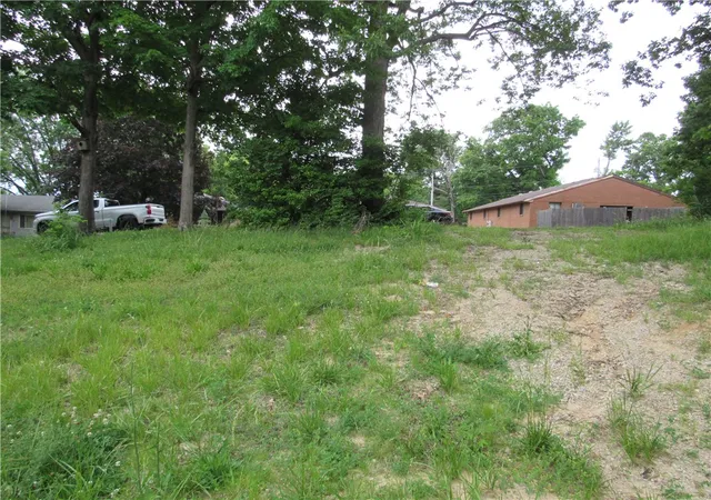 5th image of 214 Vine St, Fairborn, OH 45324 | MLS# 961805