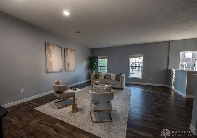 2nd image of 1672 Big Bear Dr, Washington Twp, OH 45458 | MLS# 961989