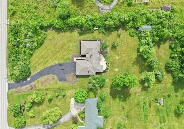 2nd image of 8196 Westbrook Rd, Brookville, OH 45309 | MLS# 962016