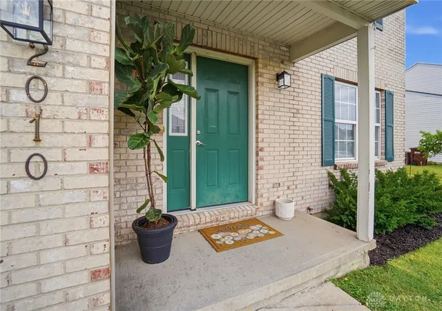 Photo 4 of Single family home for sale at 2010 Clearstream Way, Englewood, OH 45315 | MLS# 962034 | Listing updated on 2026-07-06
