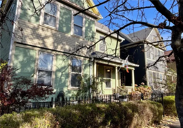 Photo 4 of Single family home for sale at 355 Park Dr, Dayton, OH 45410 | MLS# 961961 | Listing updated on 2026-07-18