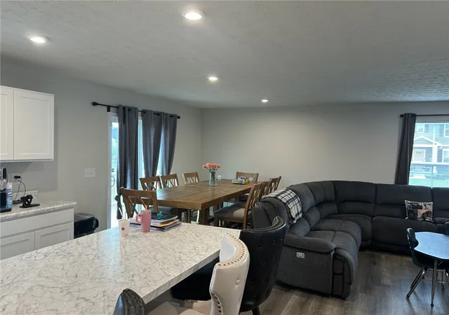 4th image of 4402 Coneflower Dr, Dayton, OH 45404 | MLS# 962058
