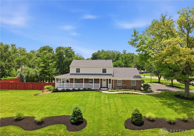 2nd image of 197 Acoma Dr, Mason, OH 45040 | MLS# 962062
